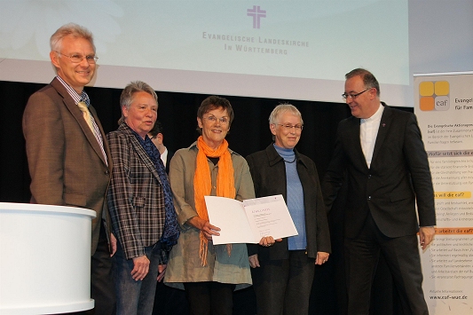 Pfr. Jrgen Gtze, Rita Ku, Brigitta Schmid, Ida Eberhard, Dr. July (v.l.n.r.)