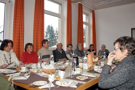 Besucher Alt trifft Jung